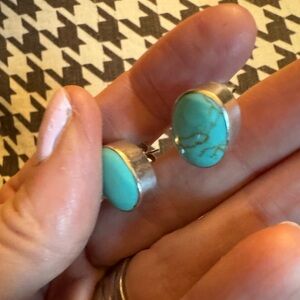 Turquoise vintage 925 Sterling Silver earrings